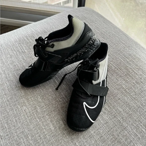 NIKE ROMELOS 4 WeighLifting ATHLETIC SHOES - Picture 9 of 11